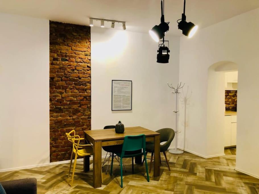 Joy Libertatii 9mai 7 Apartment *