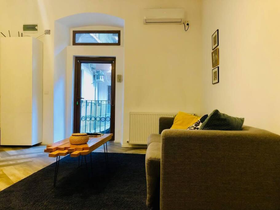 Apartment Joy Libertatii 9mai 7 Timişoara
