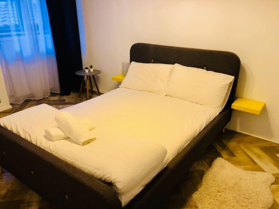 Apartment Joy Libertatii 9mai 7 *