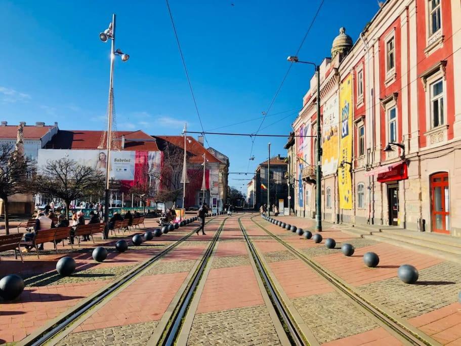Joy Libertatii 9mai 7 Timisoara